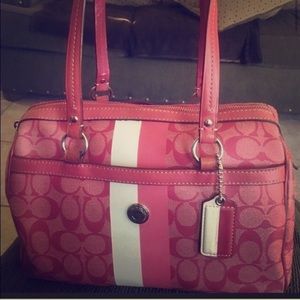 Beautiful pink coach tote purse